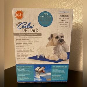 K&H Coolin’ Pet Pad Medium Blue | Cooling Mat for Dogs & Cats | Non-Toxic